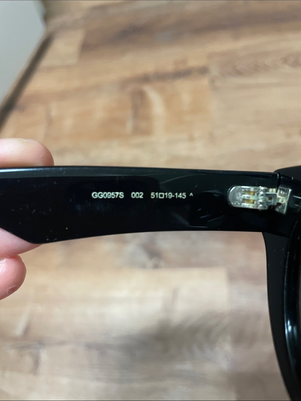 Gucci Black Round Cat-Eye Sunglasses - Picture 4 of 5